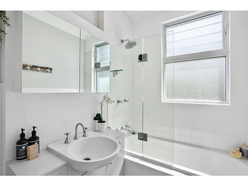 14 Watkins Road, Avalon Beach NSW 2107