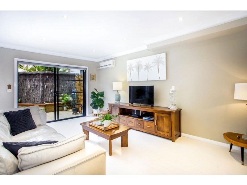 2/8-10 The Crescent, Avalon Beach NSW 2107