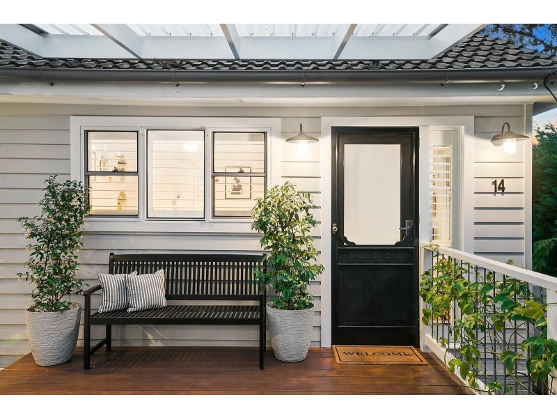 14 Alexander Road, Avalon Beach NSW 2107