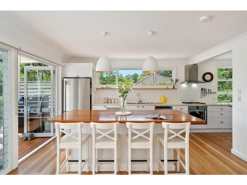 14 Alexander Road, Avalon Beach NSW 2107