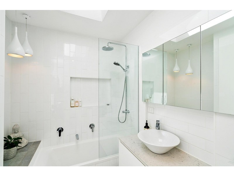 14 Alexander Road, Avalon Beach NSW 2107