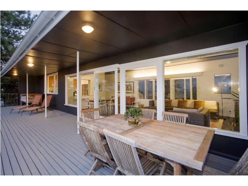 132 Whale Beach Road, Whale Beach NSW 2107