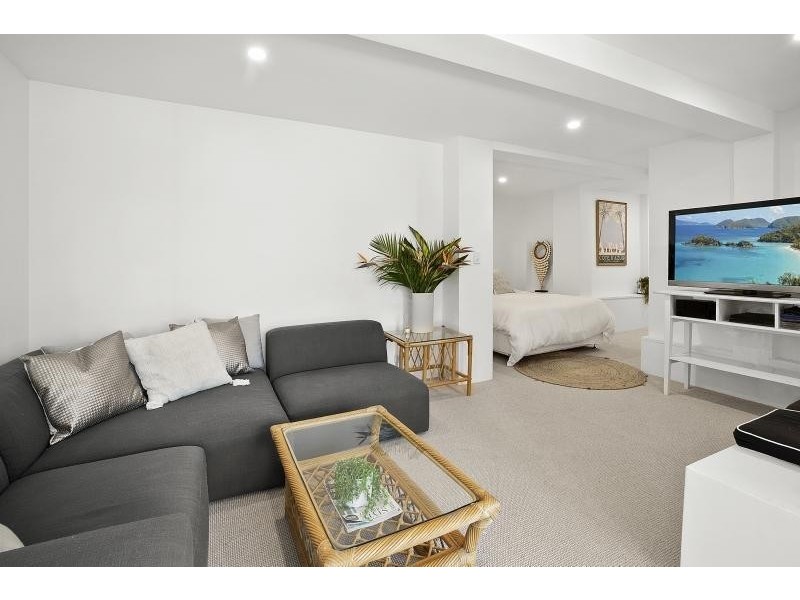 42 Marine Parade, Avalon Beach NSW 2107