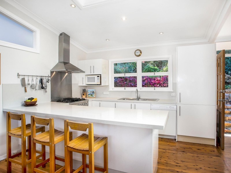127 Whale Beach Road, Avalon Beach NSW 2107
