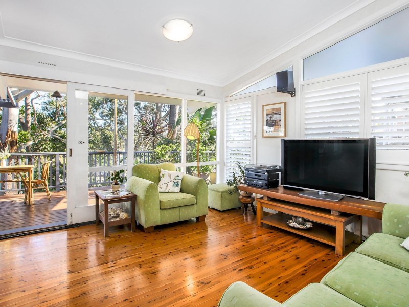127 Whale Beach Road, Avalon Beach NSW 2107