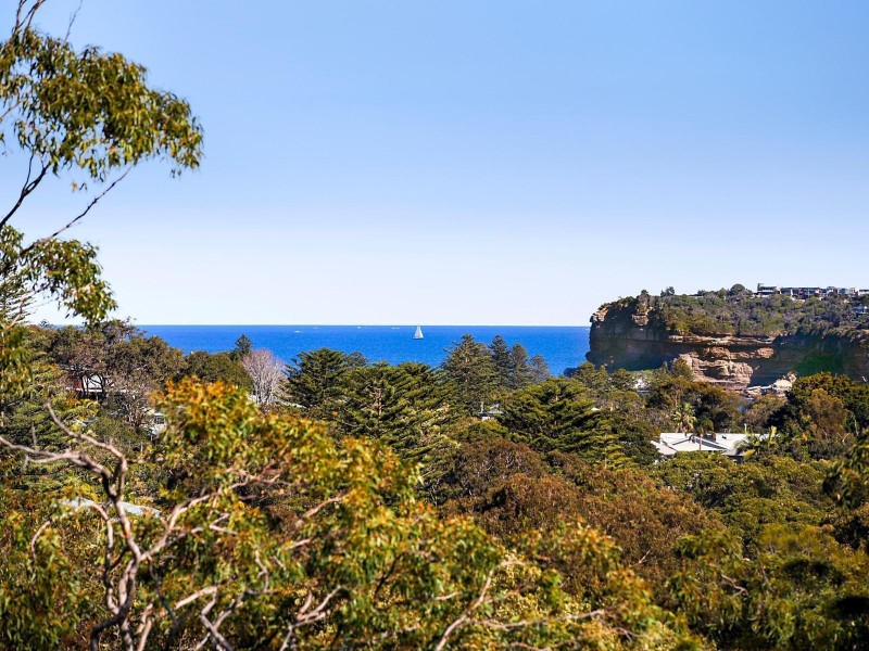 127 Whale Beach Road, Avalon Beach NSW 2107