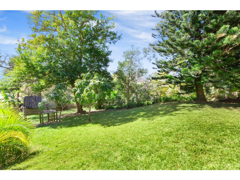 18 Park Avenue, Avalon Beach NSW 2107