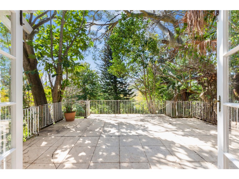 18 Park Avenue, Avalon Beach NSW 2107