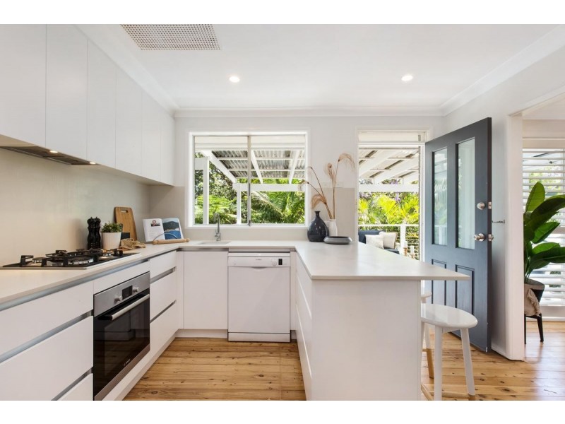 15 Burrendong Place, Avalon Beach NSW 2107