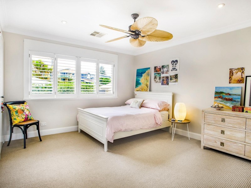 5 Hillcrest Avenue, Mona Vale NSW 2103