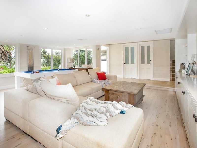 5 Hillcrest Avenue, Mona Vale NSW 2103