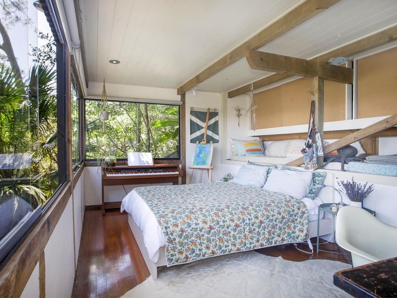 57 Hilltop Road, Avalon Beach NSW 2107