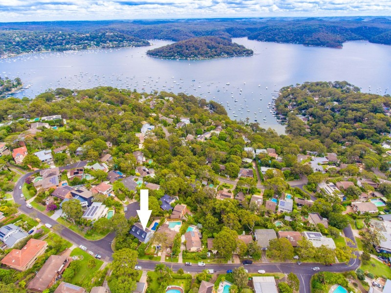 11 Loblay Crescent, Bilgola Plateau NSW 2107