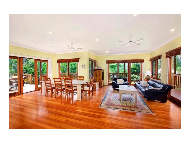 24 Kananook Avenue, Bayview NSW 2104