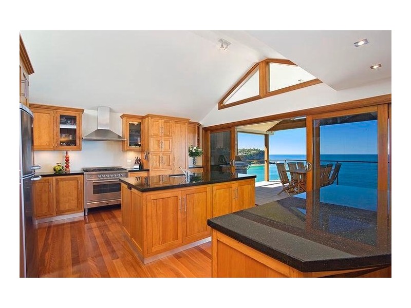 32 Hillcrest Avenue, Mona Vale NSW 2103