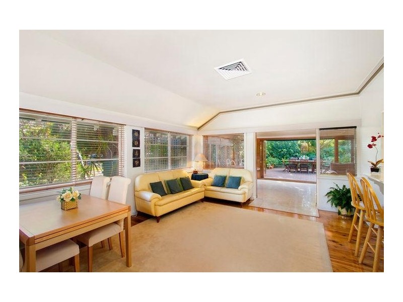 33 Lucknow Street, Willoughby NSW 2068