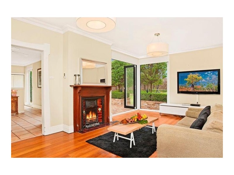 7 Muttama Road, Artarmon NSW 2064
