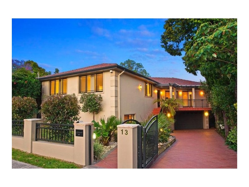 13 Ferncourt Avenue, Roseville NSW 2069