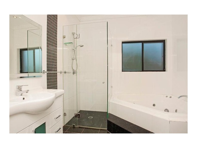 13 Ferncourt Avenue, Roseville NSW 2069