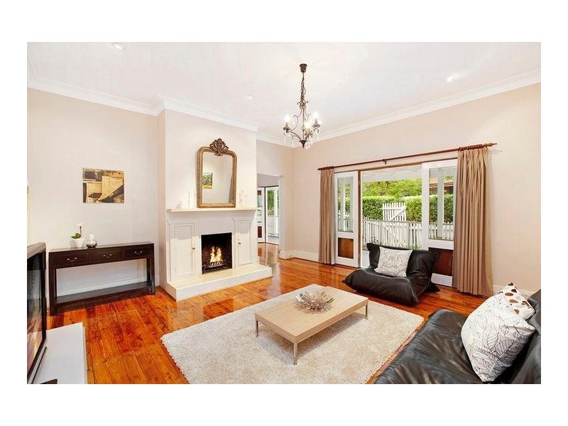 1 Paradise Avenue, Roseville NSW 2069