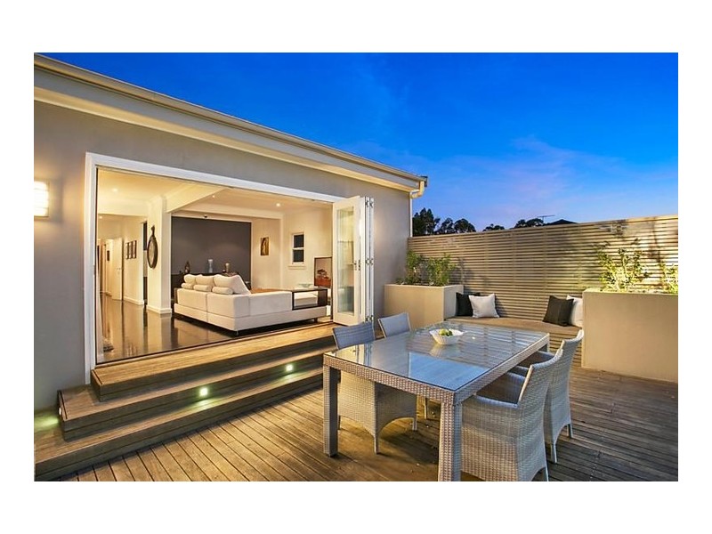 8 Pendey Street, Willoughby NSW 2068