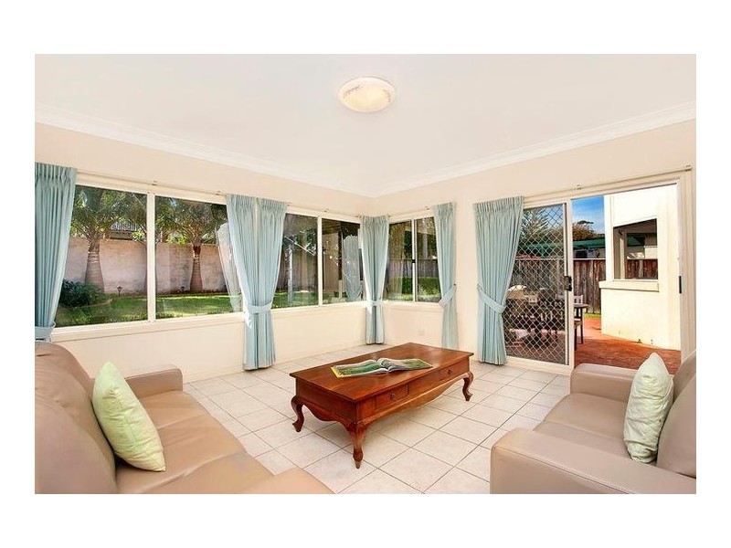 13 Warners Avenue, Willoughby NSW 2068