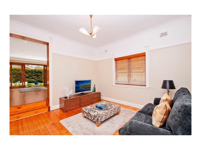 6 Neville Street, Willoughby NSW 2068