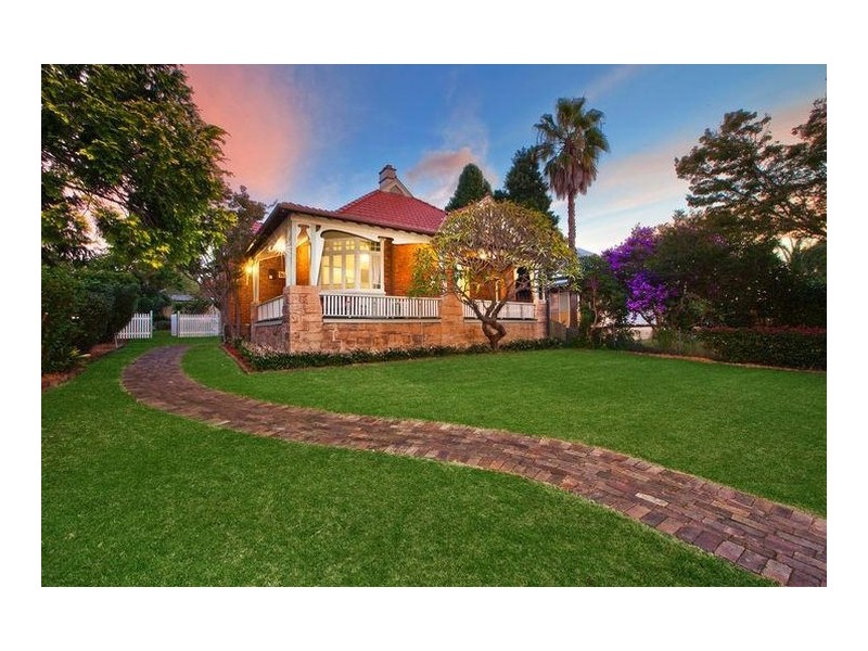 16 Waratah Street, Roseville NSW 2069