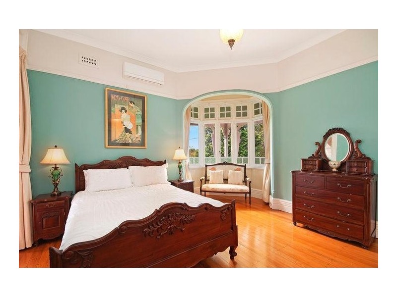 16 Waratah Street, Roseville NSW 2069