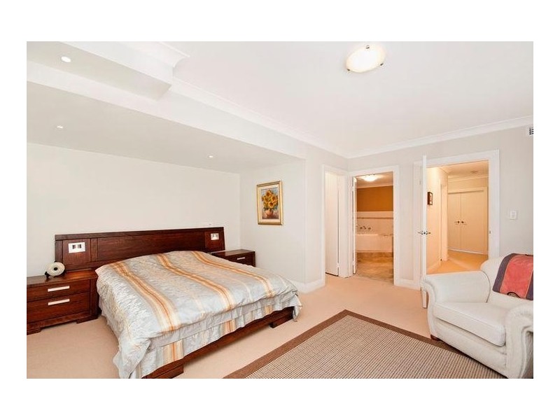 13 Anglo Street, Chatswood NSW 2067