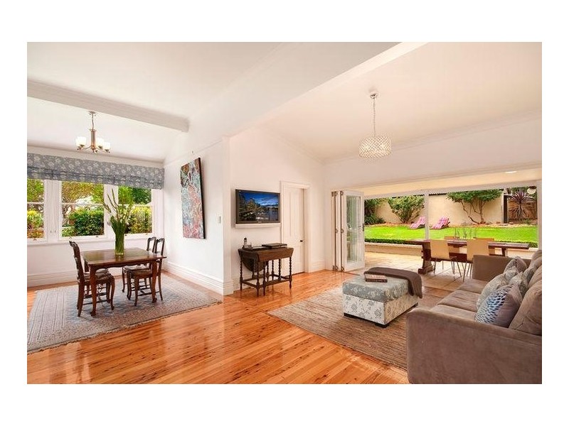 16 Waratah Street, Roseville NSW 2069