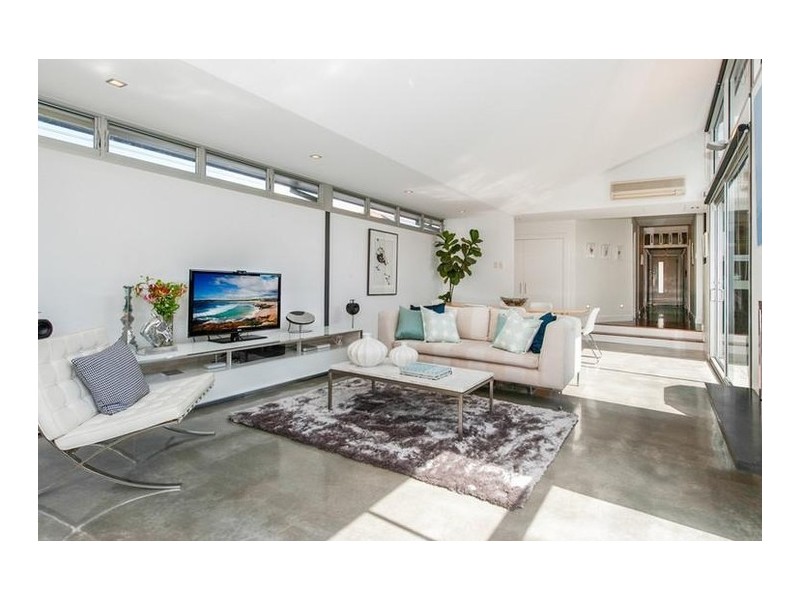 11 High Street, Willoughby NSW 2068