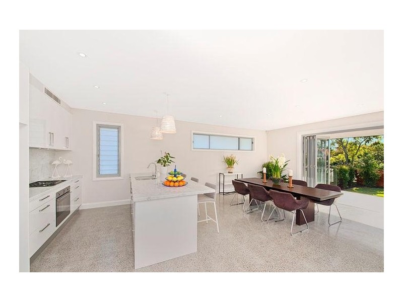 27 Fourth Avenue, Willoughby NSW 2068