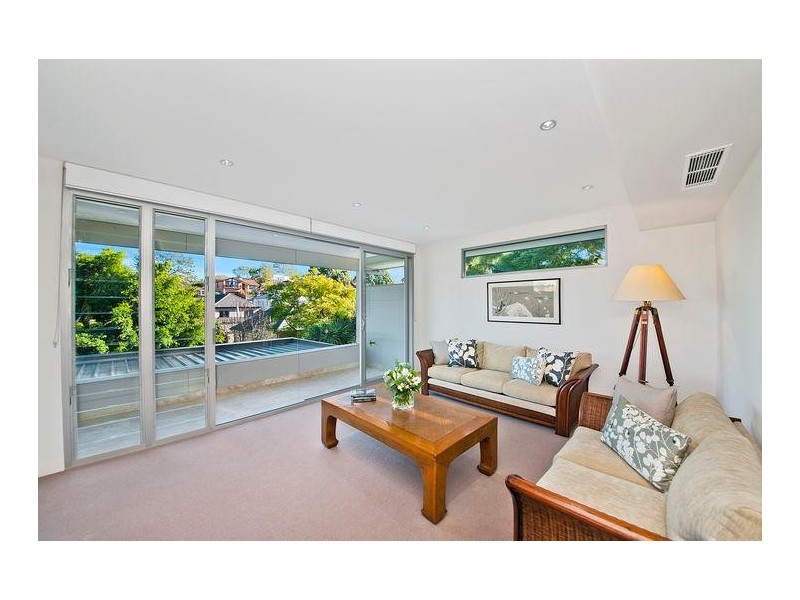 6 Pendey Street, Willoughby NSW 2068