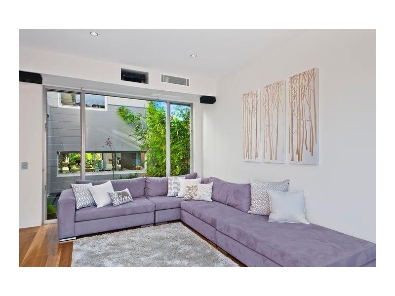 6 Pendey Street, Willoughby NSW 2068