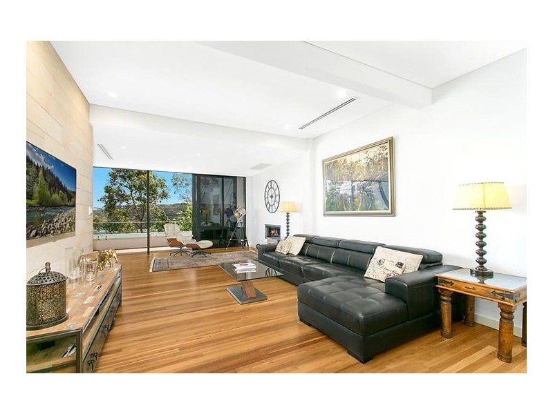 14 Sunnyside Crescent, Castlecrag NSW 2068