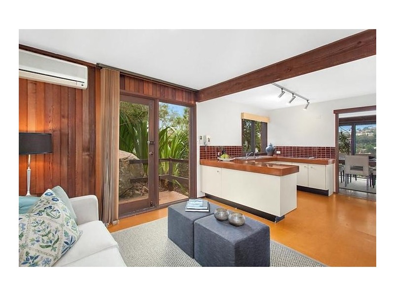 26 The Tor Walk, Castlecrag NSW 2068