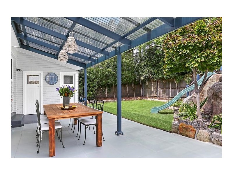 43 Sugarloaf Crescent, Castlecrag NSW 2068
