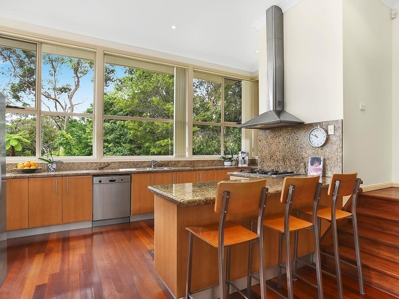 11 Holly Street, Castle Cove NSW 2069