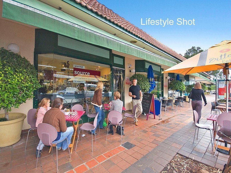 15 Cheyne Walk, Castlecrag NSW 2068