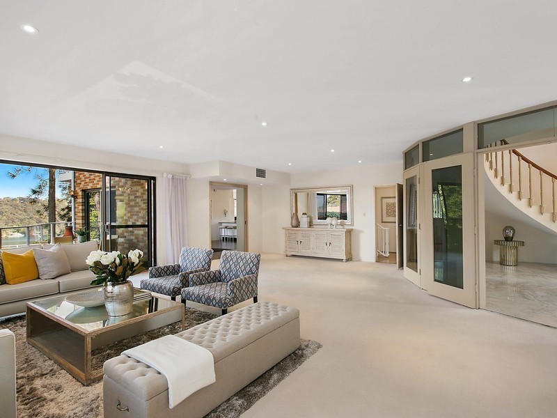 40 Emerstan Drive, Castle Cove NSW 2069