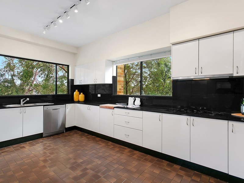 40 Emerstan Drive, Castle Cove NSW 2069