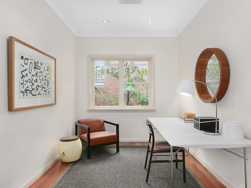 40 Sugarloaf Crescent, Castlecrag NSW 2068