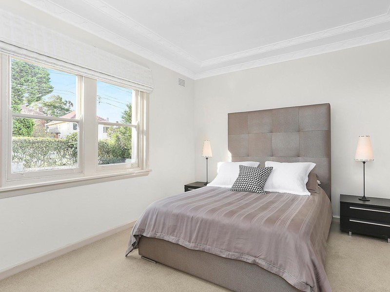 40 Sugarloaf Crescent, Castlecrag NSW 2068