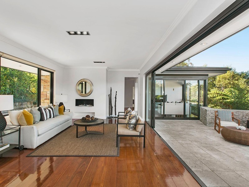 1 The Barricade, Castlecrag NSW 2068