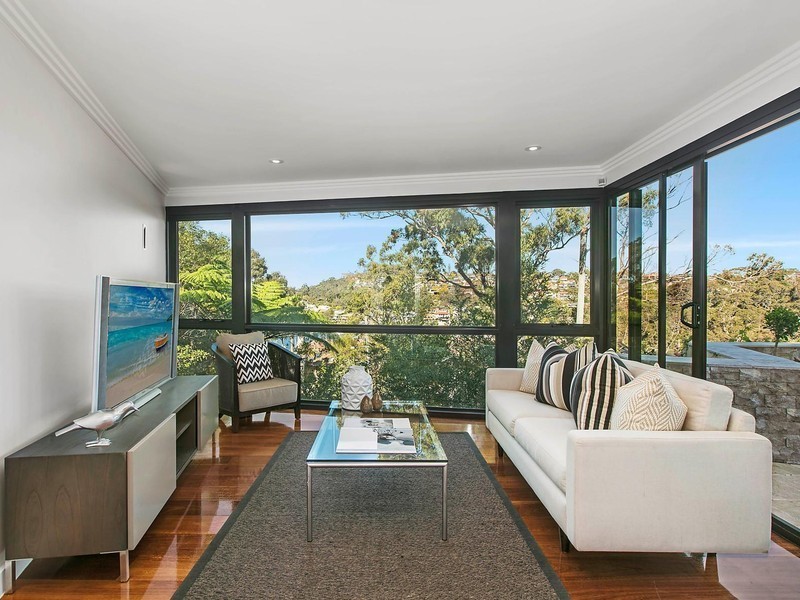 1 The Barricade, Castlecrag NSW 2068