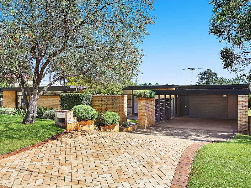 2 Warrawee Avenue, Castle Cove NSW 2069