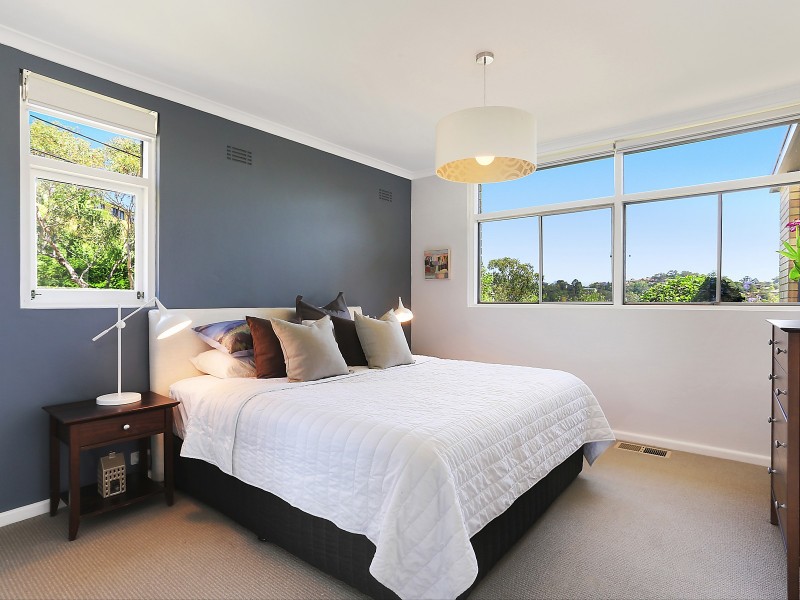 2 Warrawee Avenue, Castle Cove NSW 2069