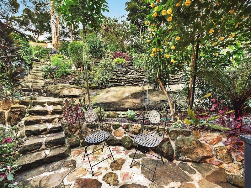 76 The Bulwark, Castlecrag NSW 2068