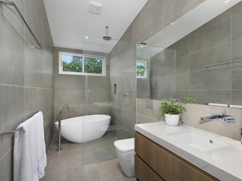 7 and 7A Cawarrah Road, Middle Cove NSW 2068